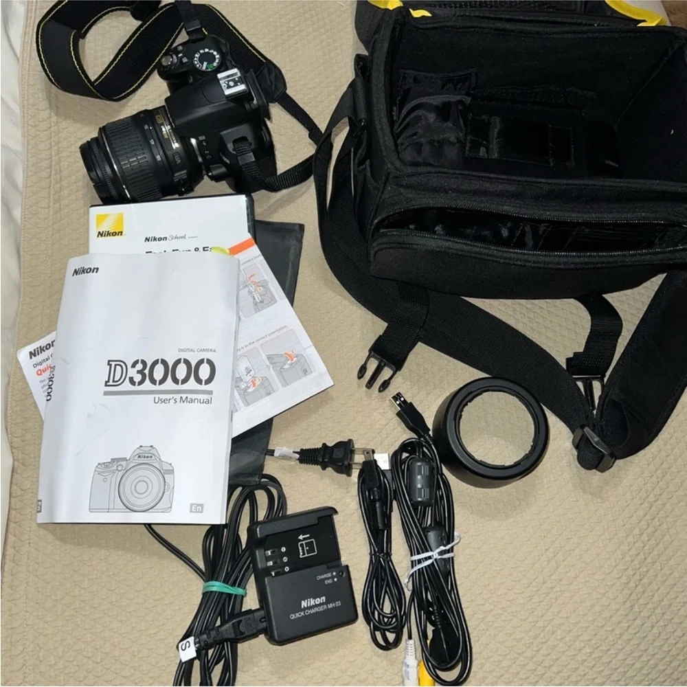 Nikon D3000 DSLR Camera & case
